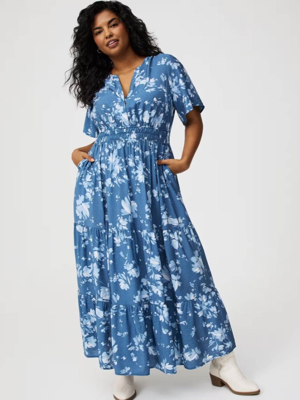 Torrid Blue Floral Flutter Sleeve Maxi Dress, size 00